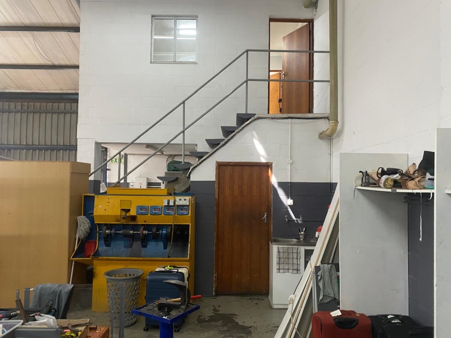 To Let commercial Property for Rent in Stikland Western Cape